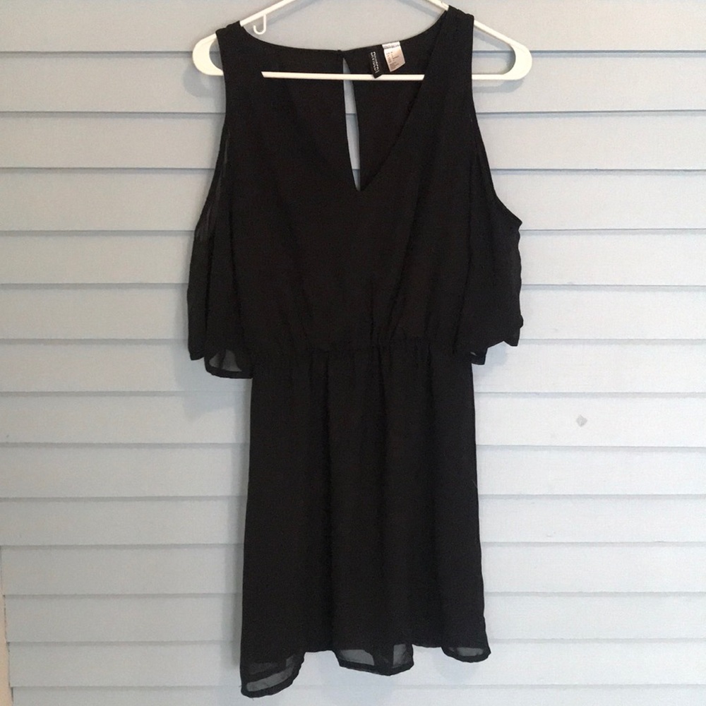 Divided cold shoulder black chiffon mini dress